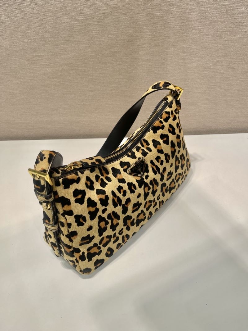 Pra*a hobo bags